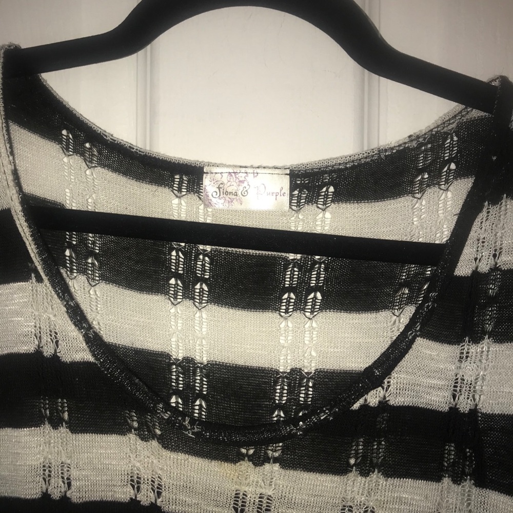 Cute shirt - Picture 2 of 3